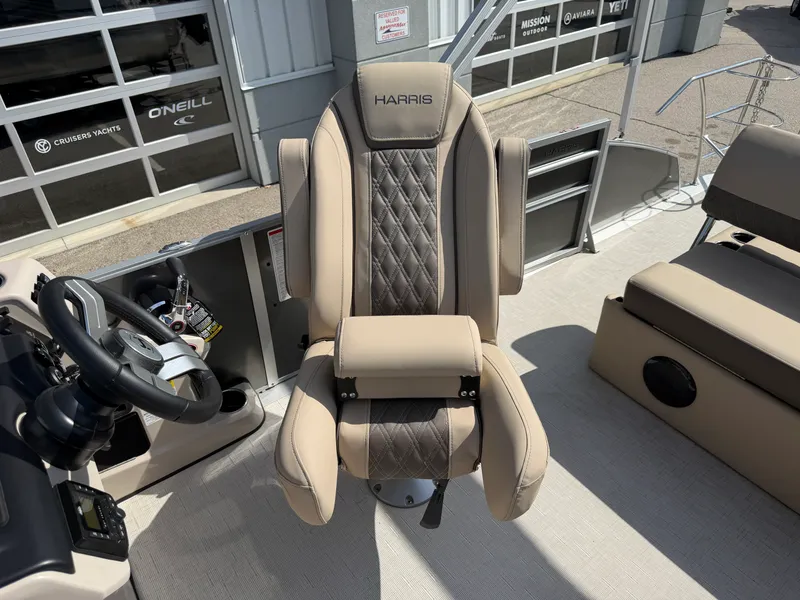 Slide: The Image of Harris Cruiser 250 2026 - 80