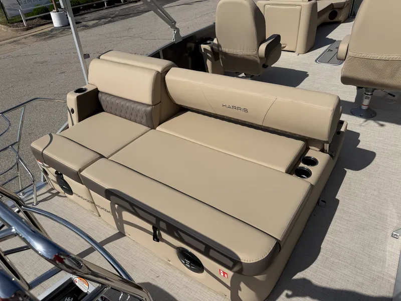 Slide: The Image of Harris Cruiser 250 2026 - 60