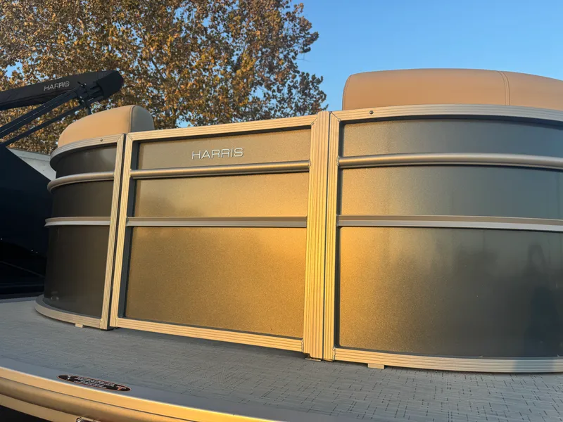 Slide: The Image of Harris Cruiser 250 2026 - 6