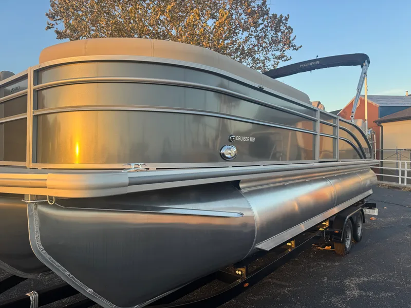 Slide: The Image of Harris Cruiser 250 2026 - 7