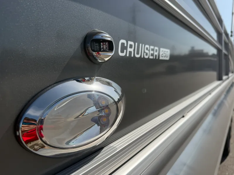 Slide: The Image of Harris Cruiser 250 2026 - 50