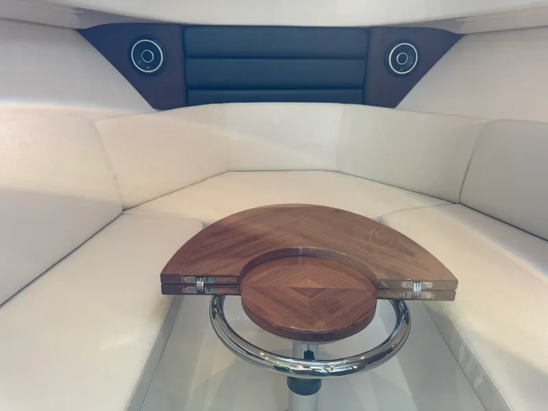 Slide: The Image of Boston Whaler 285 Conquest 2026 - 20