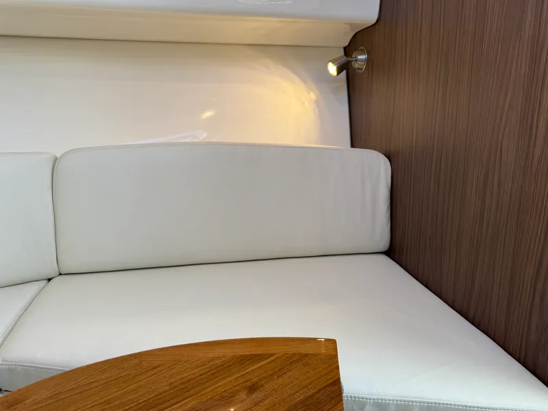 Slide: The Image of Boston Whaler 285 Conquest 2026 - 21