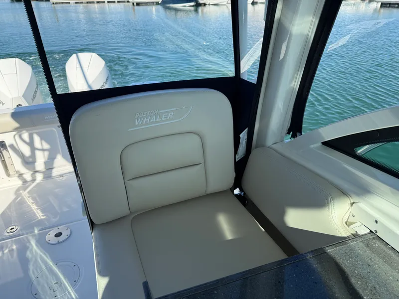 Slide: The Image of Boston Whaler 285 Conquest 2026 - 29