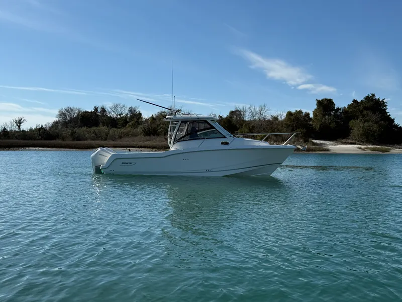 Slide: The Image of Boston Whaler 285 Conquest 2026 - 5