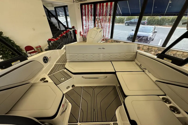 Slide: The Image of Sea Ray SPX 210 Outboard 2026 - 11