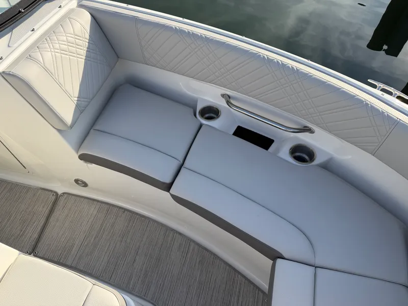 Slide: The Image of Sea Ray SDX 230 Outboard 2026 - 25