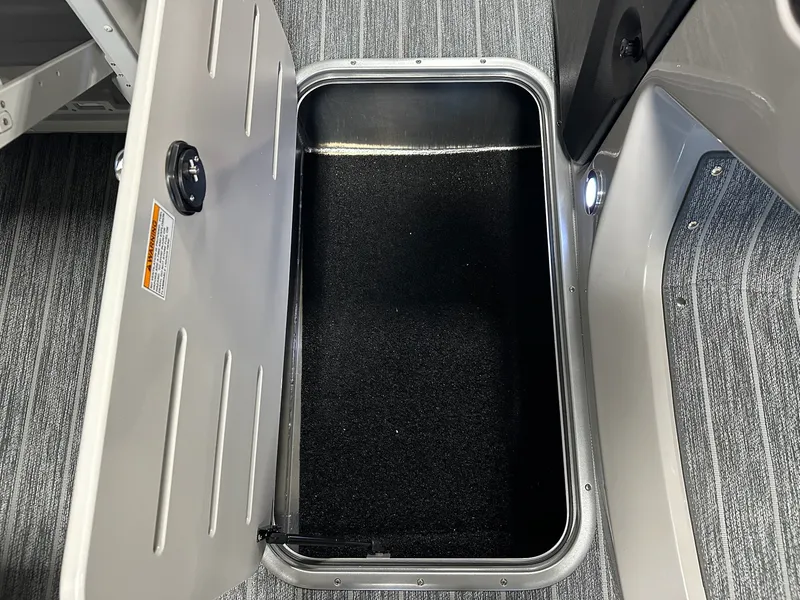 Slide: The Image of Premier 210 SUNSATION 2026 - 39