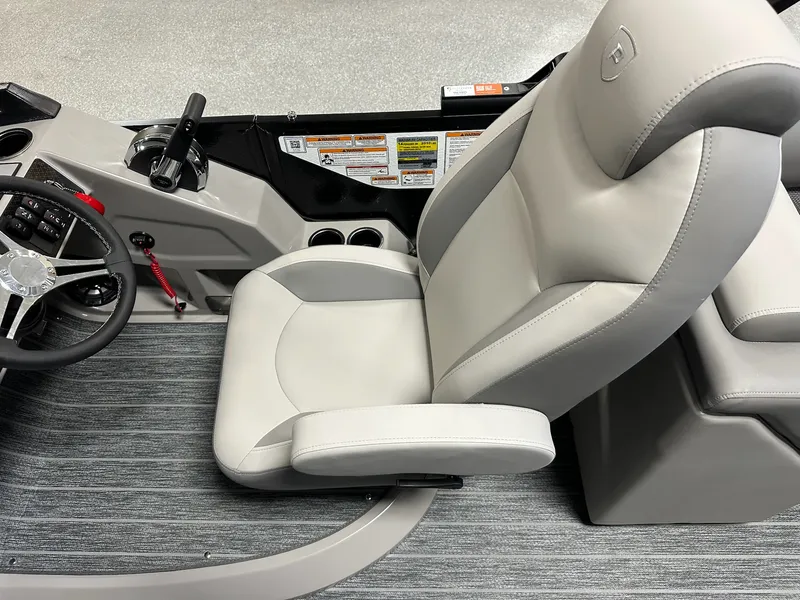Slide: The Image of Premier 210 SUNSATION 2026 - 40