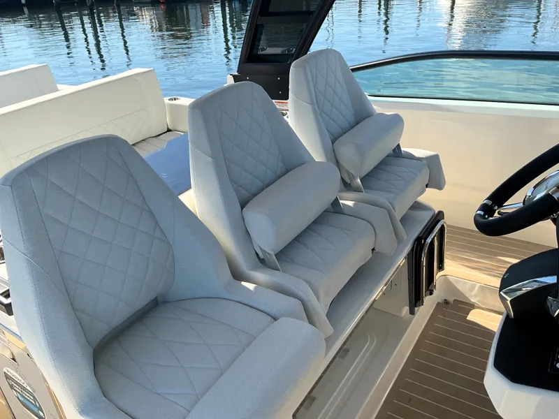 Slide: The Image of Saxdor 320 GTO 2026 - 33