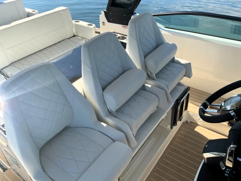 Slide: The Image of Saxdor 320 GTO 2026 - 34