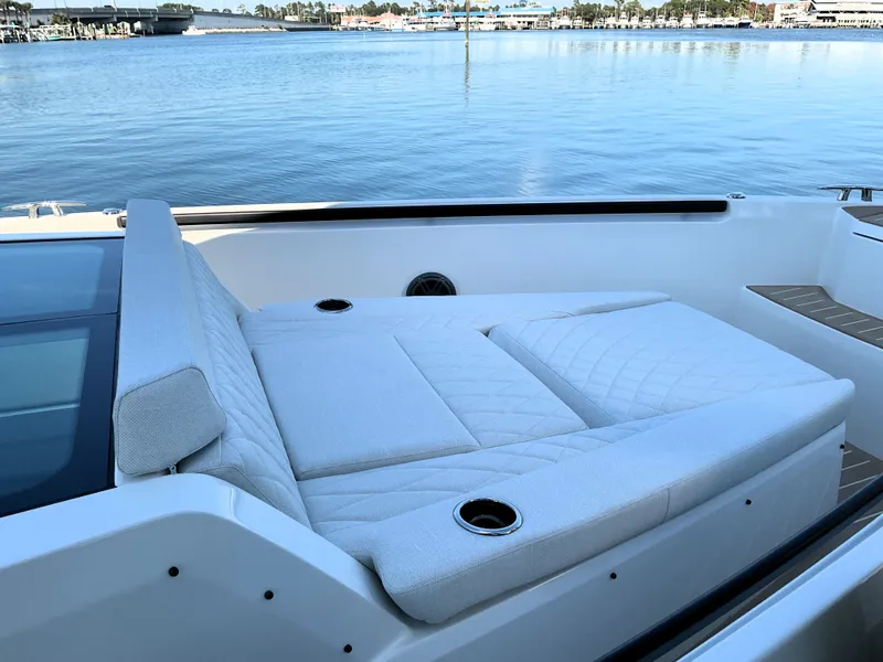 Slide: The Image of Saxdor 320 GTO 2026 - 46