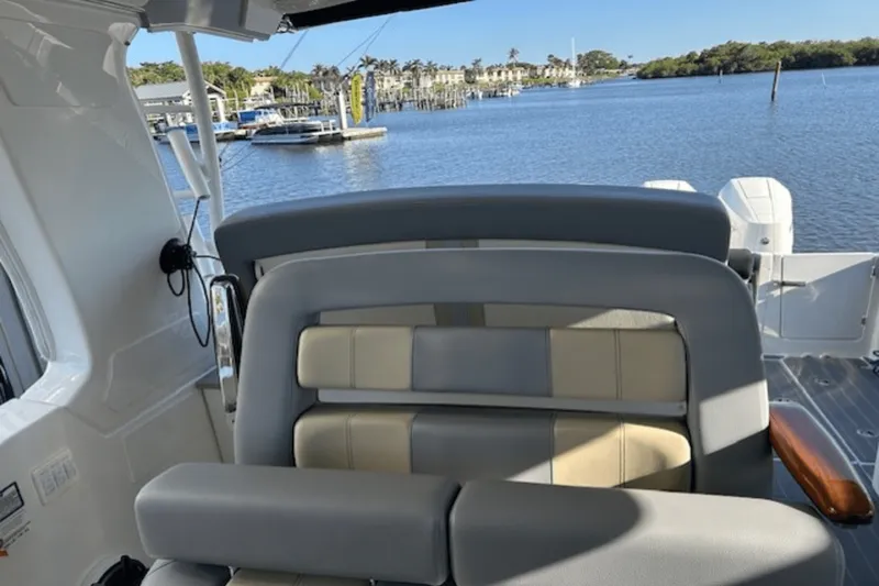 Slide: The Image of Boston Whaler 380 REALM 2024 - 15