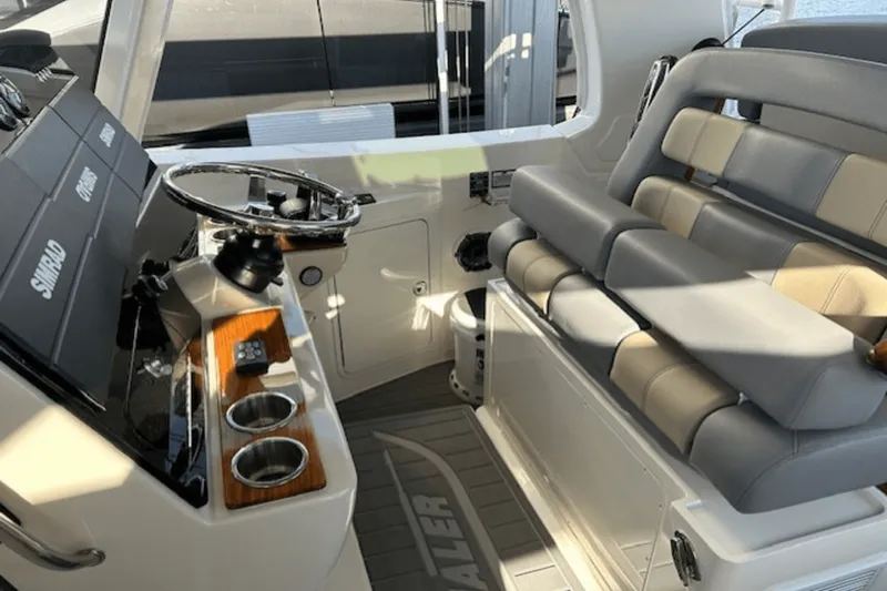 Slide: The Image of Boston Whaler 380 REALM 2024 - 19