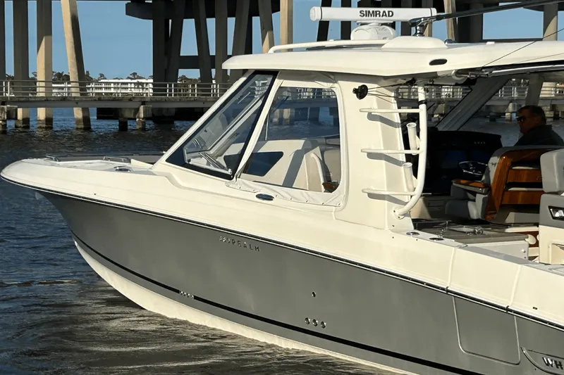 Slide: The Image of Boston Whaler 380 REALM 2024 - 9