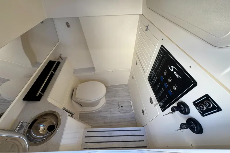 Slide: The Image of Scout 288 LXF 2026 - 22