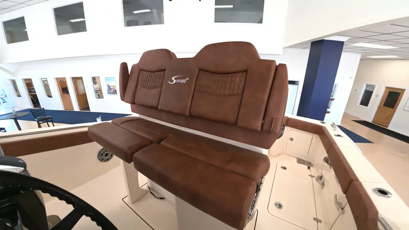 Slide: The Image of Scout 288 LXF 2026 - 21