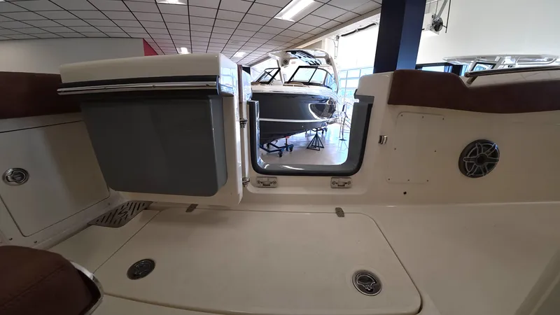 Slide: The Image of Scout 288 LXF 2026 - 16