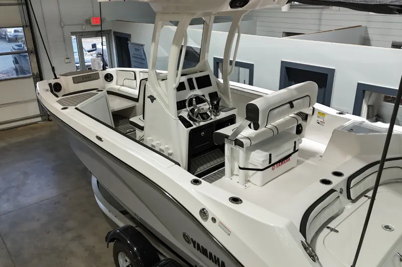 Slide: The Image of Yamaha 222FSH SP E 2026 - 4