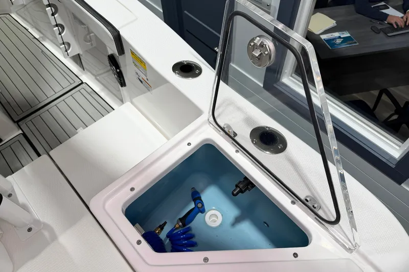 Slide: The Image of Yamaha 222 FSH Sport E 2026 - 9