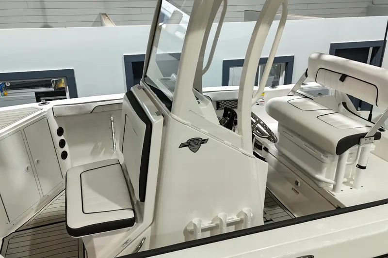 Slide: The Image of Yamaha 222 FSH Sport E 2026 - 12