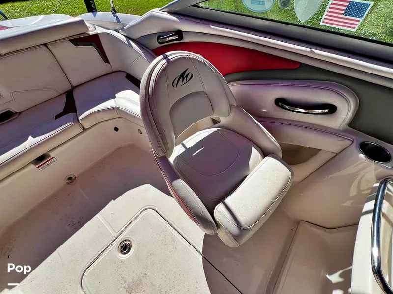 Slide: The Image of Monterey 234 FS 2011 - 13499063