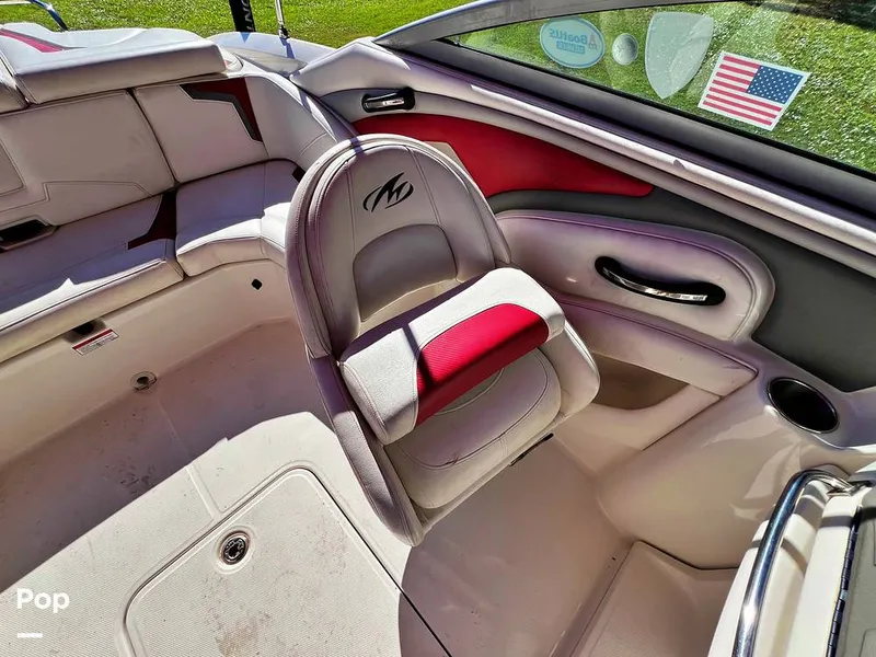 Slide: The Image of Monterey 234 FS 2011 - 13499064