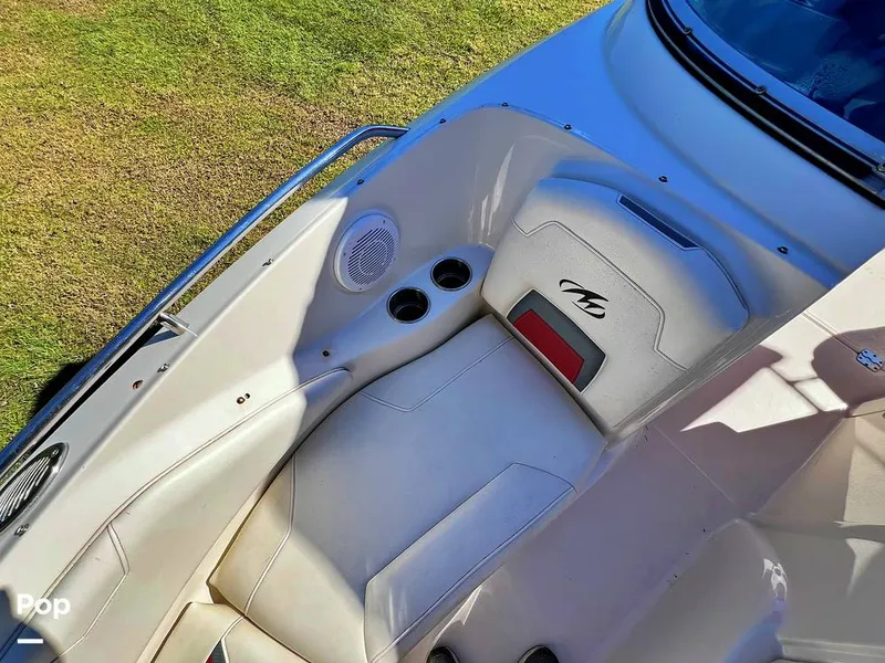 Slide: The Image of Monterey 234 FS 2011 - 13499350