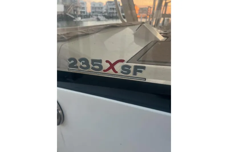 Slide: The Image of Scout 235 XSF 2019 - 11