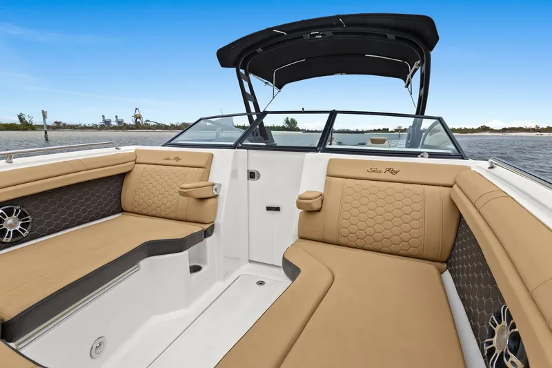 Slide: The Image of Sea Ray 290 SDX OUTBOARD 2022 - 19