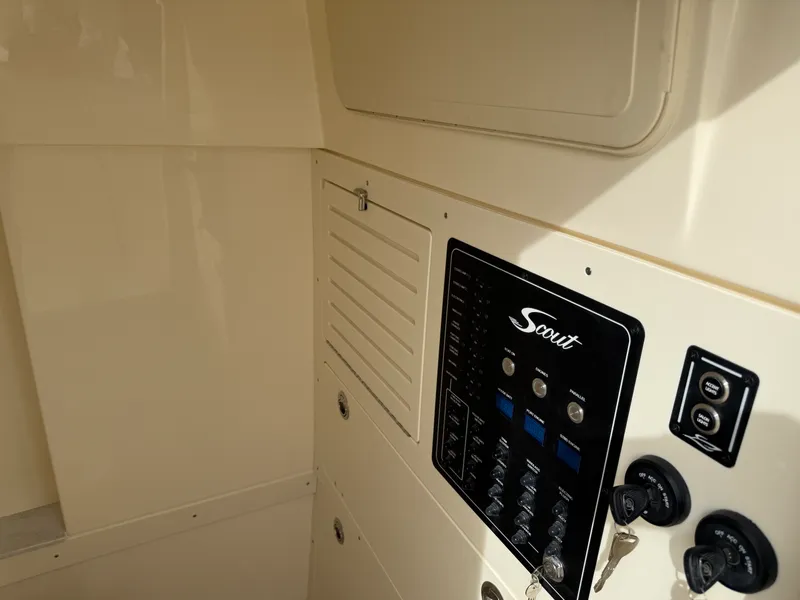 Slide: The Image of Scout 288 LXF 2026 - 14