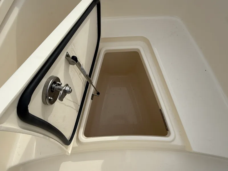 Slide: The Image of Scout 288 LXF 2026 - 16