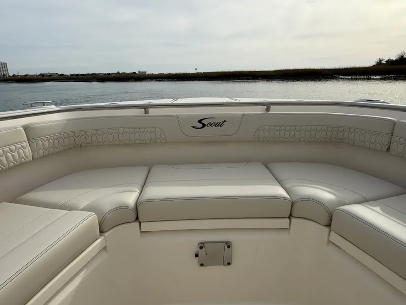 Slide: The Image of Scout 288 LXF 2026 - 18