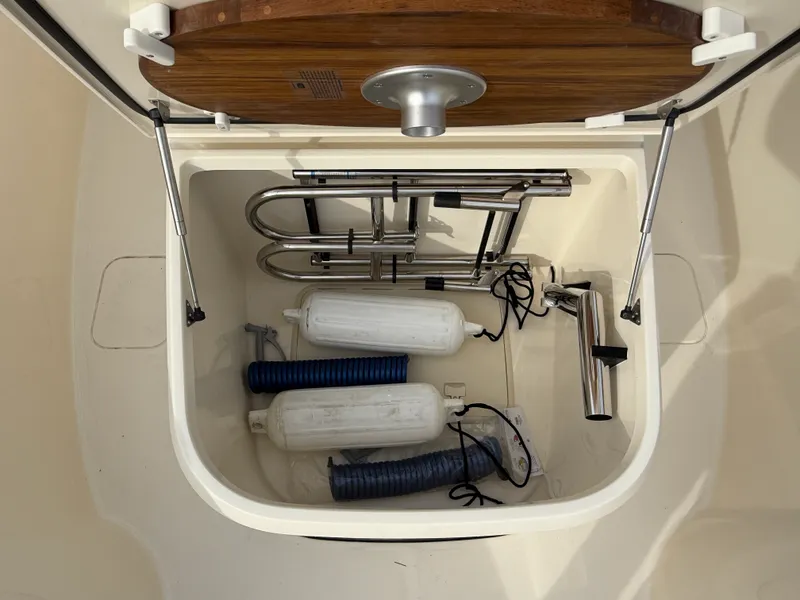 Slide: The Image of Scout 288 LXF 2026 - 20