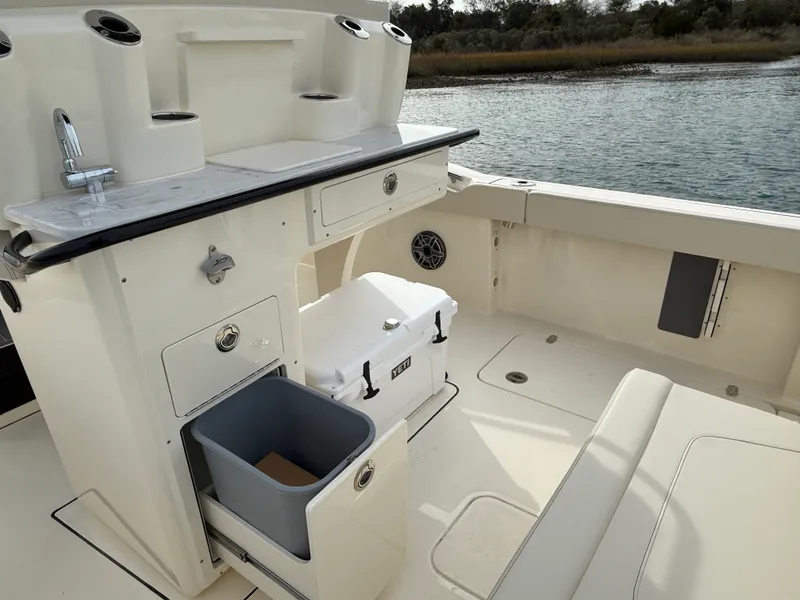 Slide: The Image of Scout 288 LXF 2026 - 7