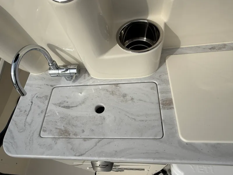 Slide: The Image of Scout 288 LXF 2026 - 8