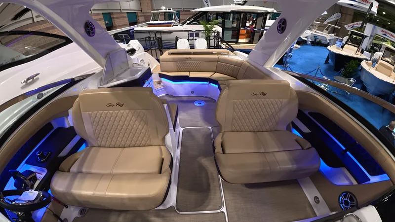 Slide: The Image of Sea Ray SLX 310 Outboard 2026 - 23