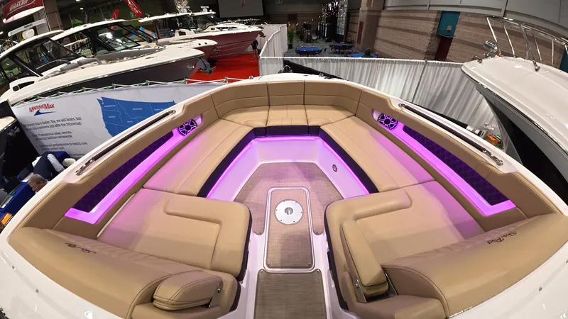 Slide: The Image of Sea Ray SLX 310 Outboard 2026 - 24