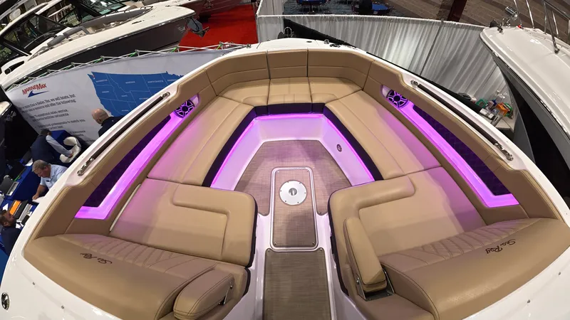 Slide: The Image of Sea Ray SLX 310 Outboard 2026 - 25