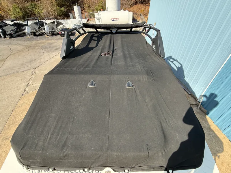 Slide: The Image of Sea Ray 270 SD 2023 - 14