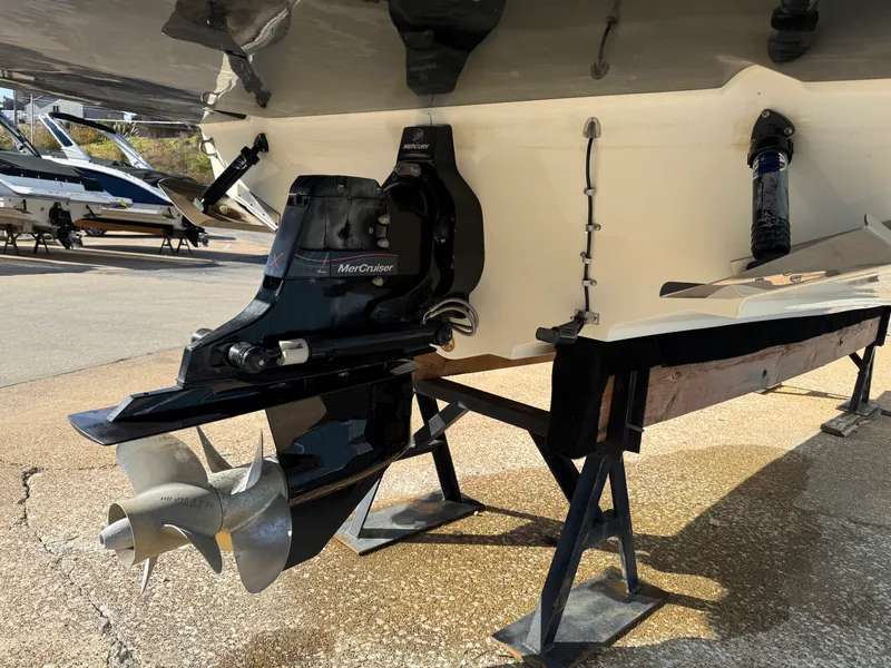 Slide: The Image of Sea Ray 270 SD 2023 - 7