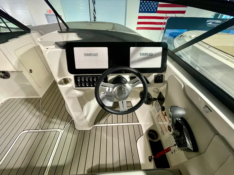 Slide: The Image of Sea Ray SDX 270 Outboard 2026 - 8