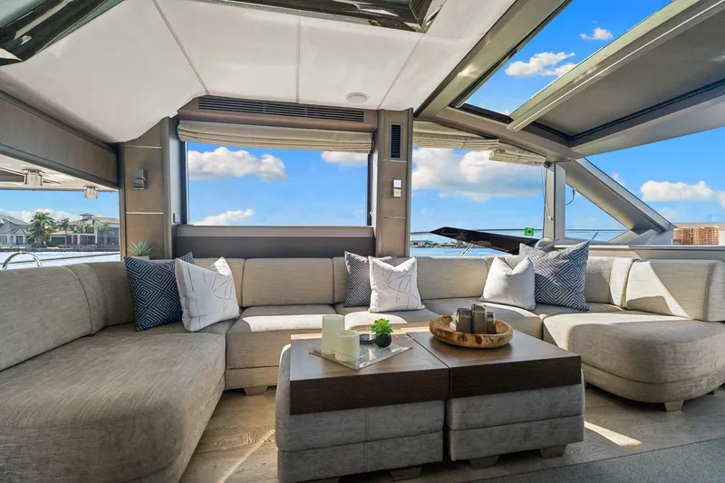 Slide: The Image of Galeon 680 FLYBRIDGE 2020 - 27