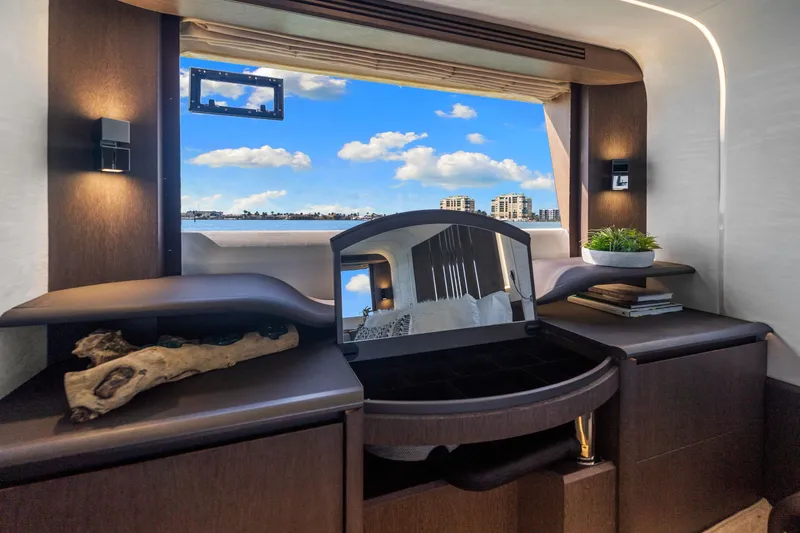 Slide: The Image of Galeon 680 FLYBRIDGE 2020 - 37