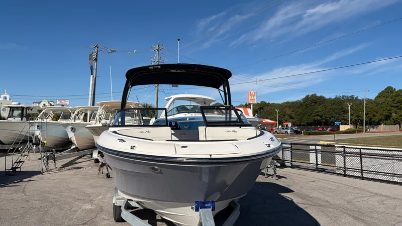 Slide: The Image of Sea Ray SPX 210 Outboard 2026 - 2