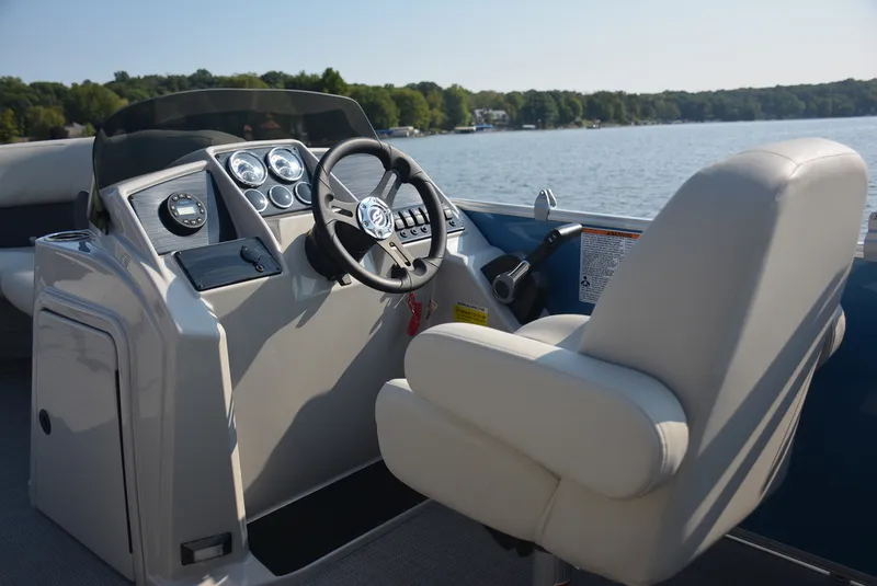 Slide: The Image of Sylvan MIRAGE 820 2026 - 2