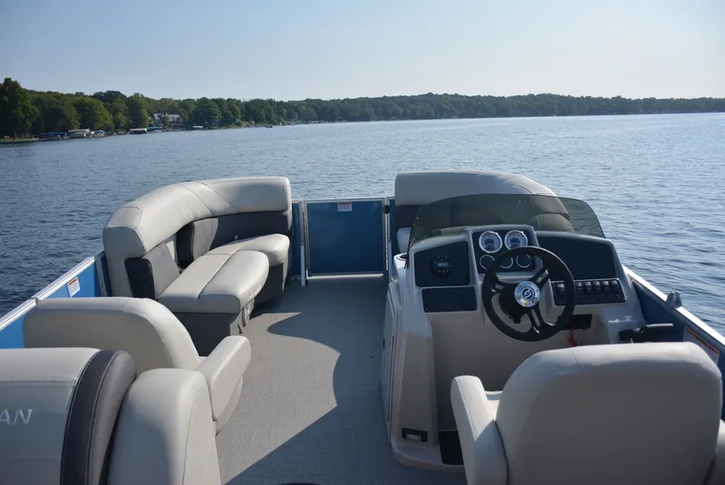 Slide: The Image of Sylvan MIRAGE 820 2026 - 4