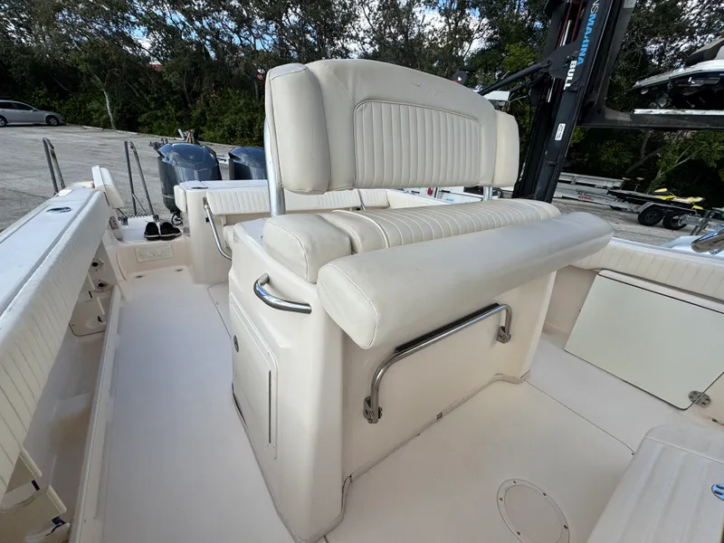 Slide: The Image of Grady-White 283 CANYON 2012 - 16