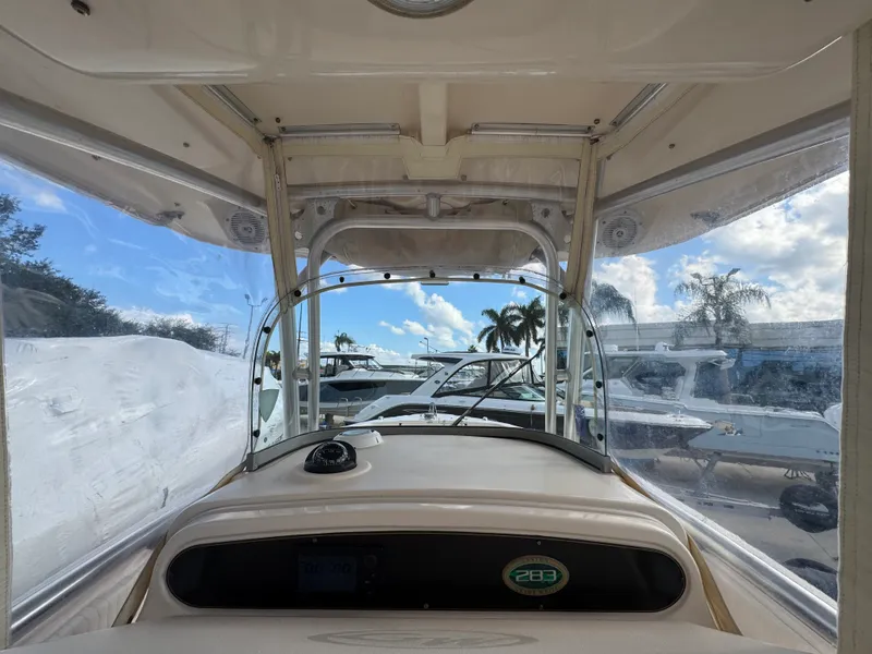 Slide: The Image of Grady-White 283 CANYON 2012 - 22