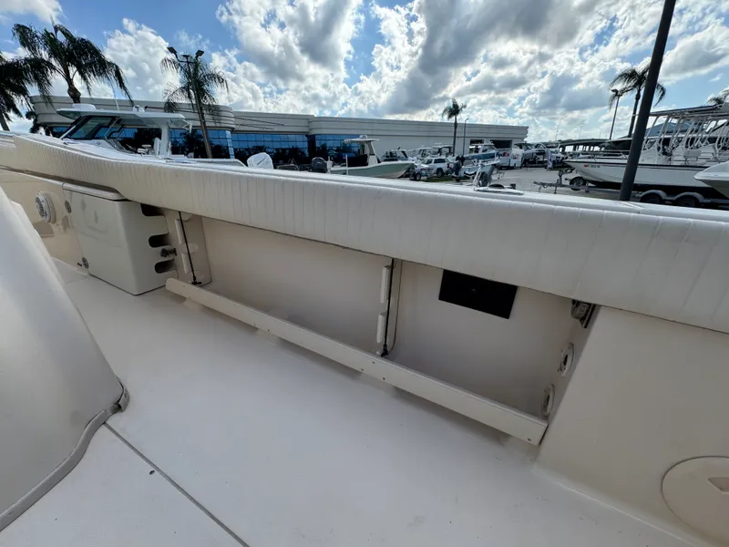 Slide: The Image of Grady-White 283 CANYON 2012 - 27